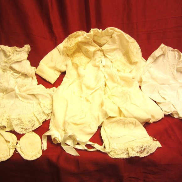 VTG FAIRY QUEEN ORIGINAL CHRISTENING LAYETTE, HANDMADE & EMBROIDERED, LOTS OF LA - Picture 1 of 16